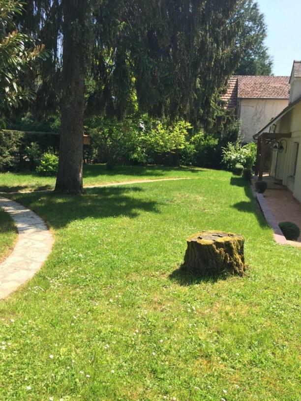 Le Charme D'Othe Villa Bellechaume Exterior foto